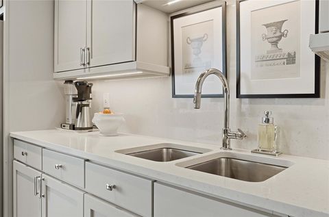Tiny photo for 800 W 5th ST #1001, Austin, TX 78703 (MLS # 6402742)