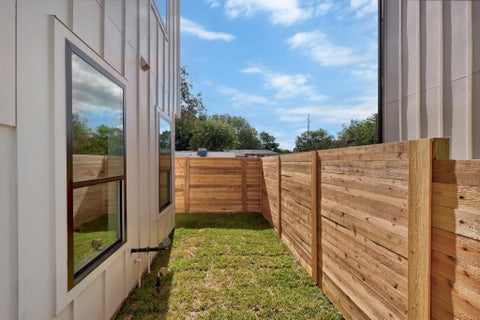 Tiny photo for 301 N Pleasant Valley RD #2, Austin, TX 78702 (MLS # 4217802)