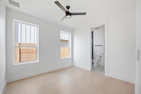 Tiny photo for 301 N Pleasant Valley RD #2, Austin, TX 78702 (MLS # 4217802)