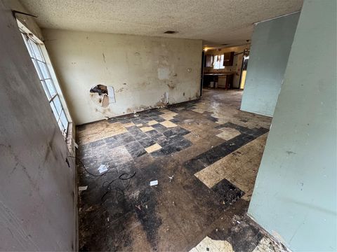 Tiny photo for 6127 Wagon Bend TRL, Austin, TX 78744 (MLS # 8192641)