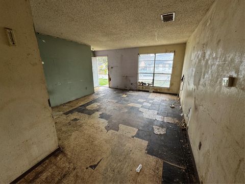 Tiny photo for 6127 Wagon Bend TRL, Austin, TX 78744 (MLS # 8192641)