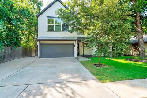 Photo of 1125 Saucedo ST #1, Austin, TX 78721 (MLS # 5272790) Photo of 1125 Saucedo ST #1, Austin, TX 78721 (MLS # 5272790)