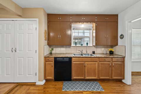 Tiny photo for 902 Mansell Ave, Austin, TX 78702 (MLS # 4478239)