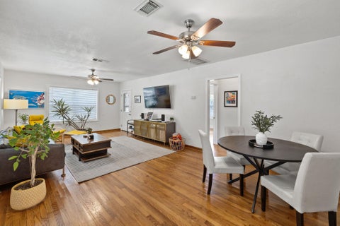 Tiny photo for 902 Mansell Ave, Austin, TX 78702 (MLS # 4478239)