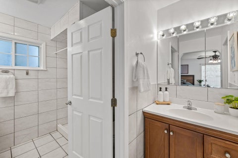 Tiny photo for 902 Mansell Ave, Austin, TX 78702 (MLS # 4478239)