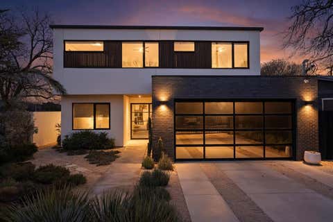 Photo of 30 Chalmers Ave, Austin, TX 78702 (MLS # 6627448)