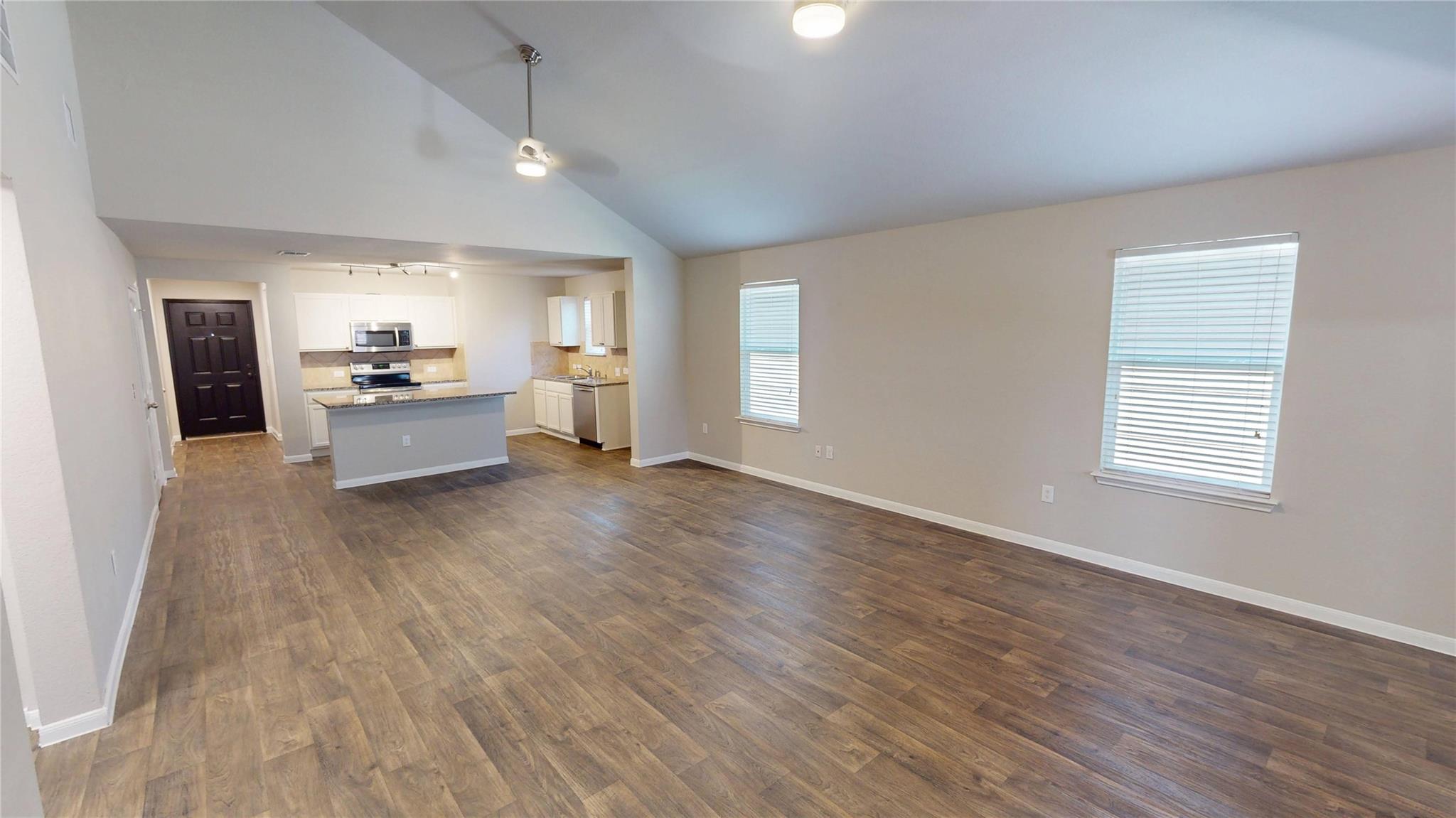 12021 Riparian RD