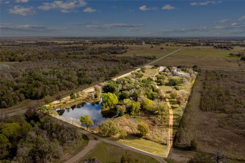 A home in Giddings