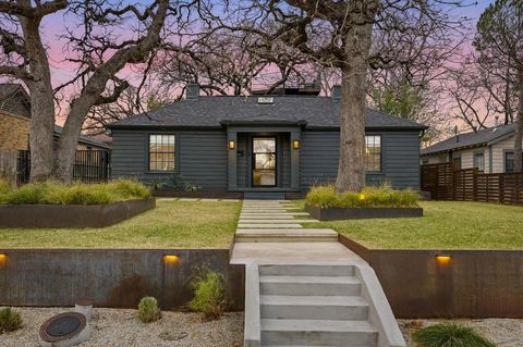 Photo of 1807 Palma PLZ, Austin, TX 78703 (MLS # 3142830)