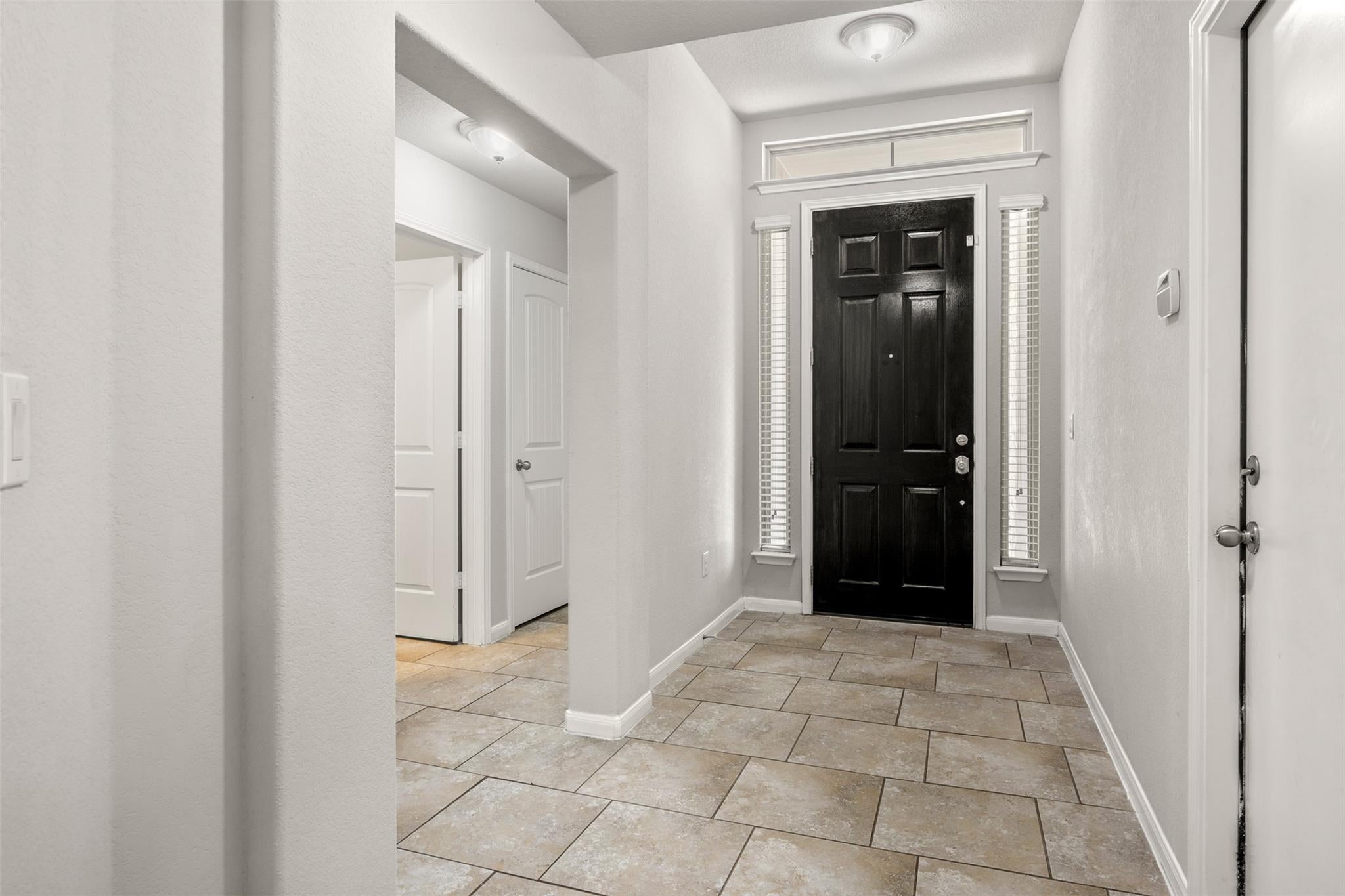 2429 Leonards PASS