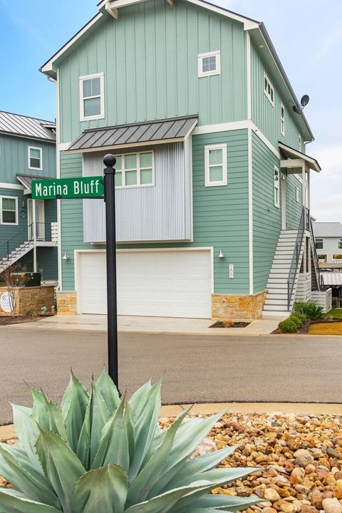 200 Marina Bluff Kingsland TX 78639