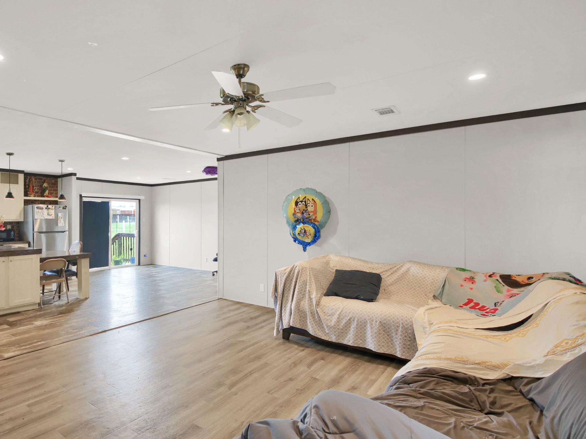 271 Alma LN