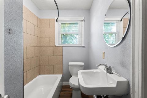 Tiny photo for 2804 Breeze TER, Austin, TX 78722 (MLS # 4088909)