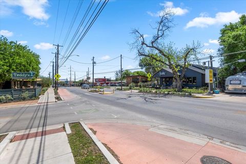 Tiny photo for 2804 Breeze TER, Austin, TX 78722 (MLS # 4088909)
