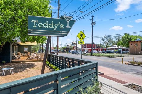 Tiny photo for 2804 Breeze TER, Austin, TX 78722 (MLS # 4088909)
