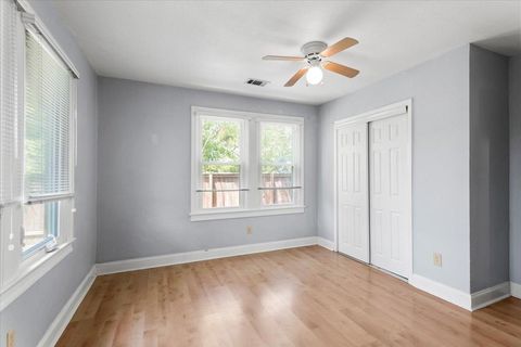 Tiny photo for 2804 Breeze TER, Austin, TX 78722 (MLS # 4088909)