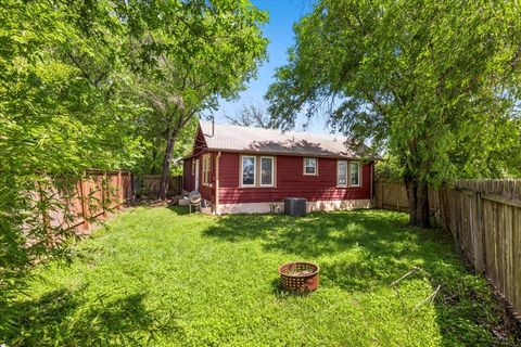 Tiny photo for 2804 Breeze TER, Austin, TX 78722 (MLS # 4088909)