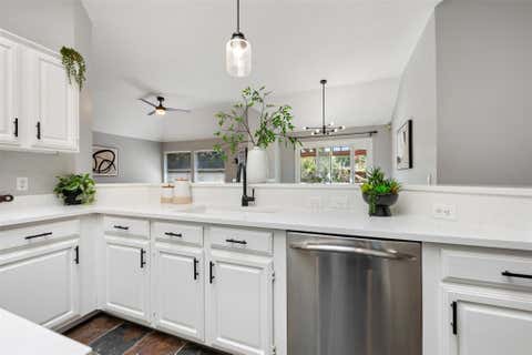 Tiny photo for 8009 Nairn DR, Austin, TX 78749 (MLS # 4346435)