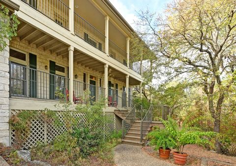 Photo of 2 Rock Way CV, Austin, TX 78746 (MLS # 4326653) Photo of 2 Rock Way CV, Austin, TX 78746 (MLS # 4326653)