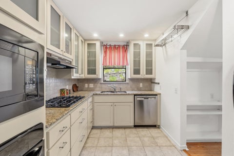 Tiny photo for 6702 Cat Creek TRL, Austin, TX 78731 (MLS # 2457524)
