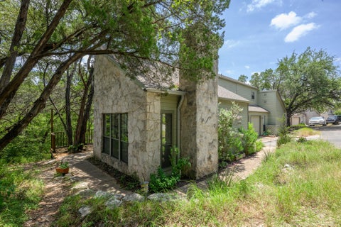 Tiny photo for 6702 Cat Creek TRL, Austin, TX 78731 (MLS # 2457524)