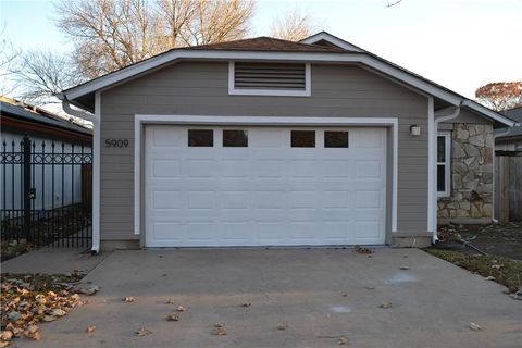Photo of 5909 Jacob GLN, Austin, TX 78727 (MLS # 1278717)