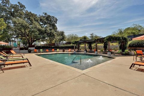 Tiny photo for 1901 Warely LN #292C, Austin, TX 78741 (MLS # 5328412)