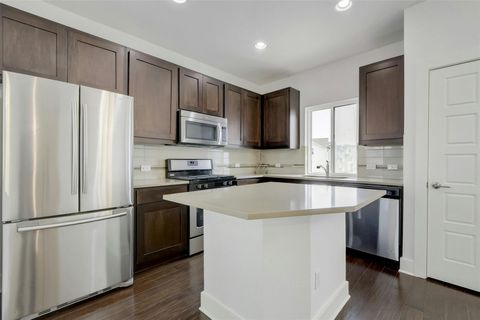 Tiny photo for 1901 Warely LN #292C, Austin, TX 78741 (MLS # 5328412)