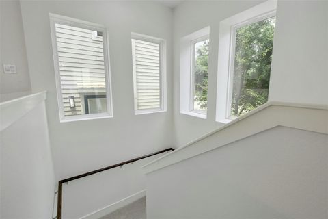 Tiny photo for 1901 Warely LN #292C, Austin, TX 78741 (MLS # 5328412)