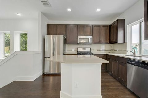 Tiny photo for 1901 Warely LN #292C, Austin, TX 78741 (MLS # 5328412)