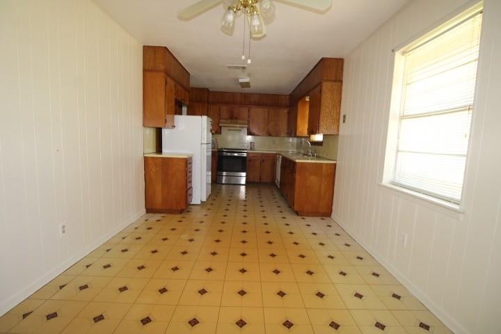 1603 Hughes Ave