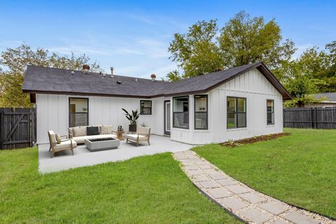 Tiny photo for 6906 Cherrydale DR, Austin, TX 78745 (MLS # 7617409)