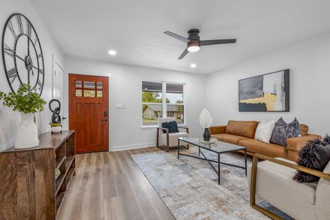 Tiny photo for 6906 Cherrydale DR, Austin, TX 78745 (MLS # 7617409)