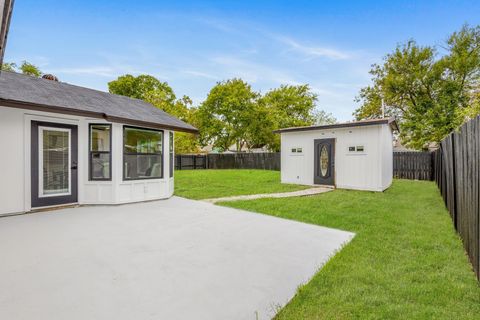 Tiny photo for 6906 Cherrydale DR, Austin, TX 78745 (MLS # 7617409)