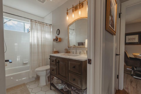Tiny photo for 4624 Hoffman DR, Austin, TX 78749 (MLS # 3741075)
