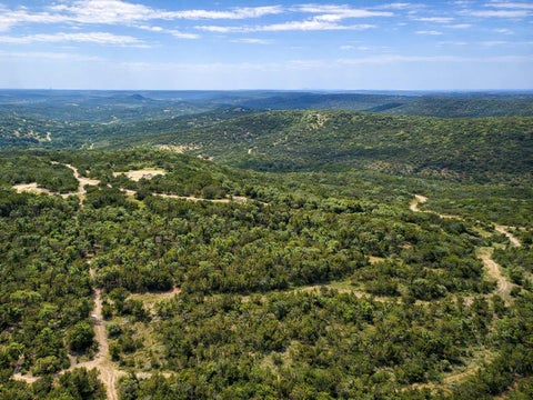 Photo of 20220 Doe Run Rd, Lago Vista, TX 78645 (MLS # 8938820)