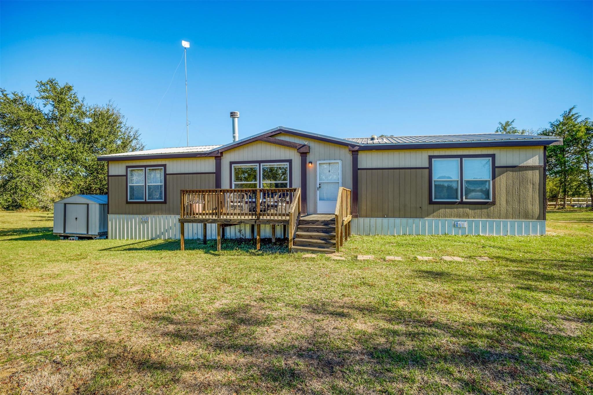 421 Krchnak RD