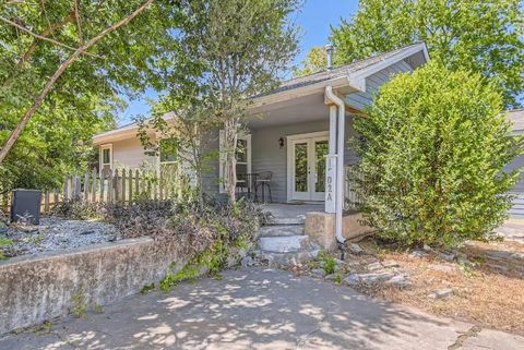 1202 Loma DR Austin TX 78741