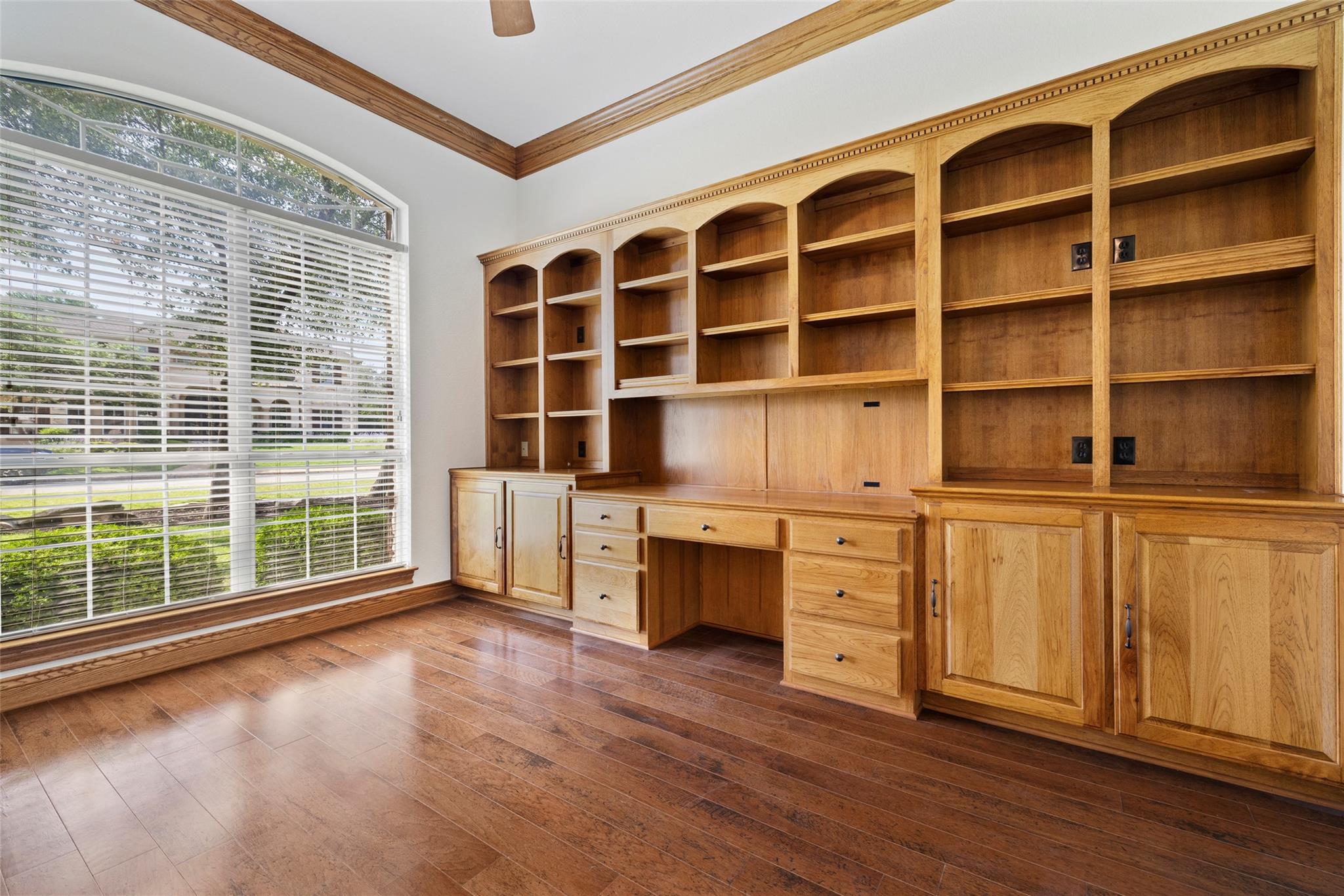 110 Woodall DR