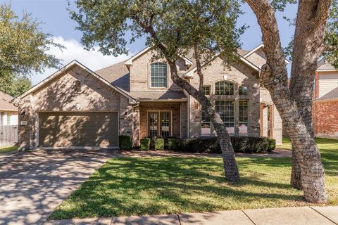 Photo of 7120 Tanaqua LN, Austin, TX 78739 (MLS # 2529444)