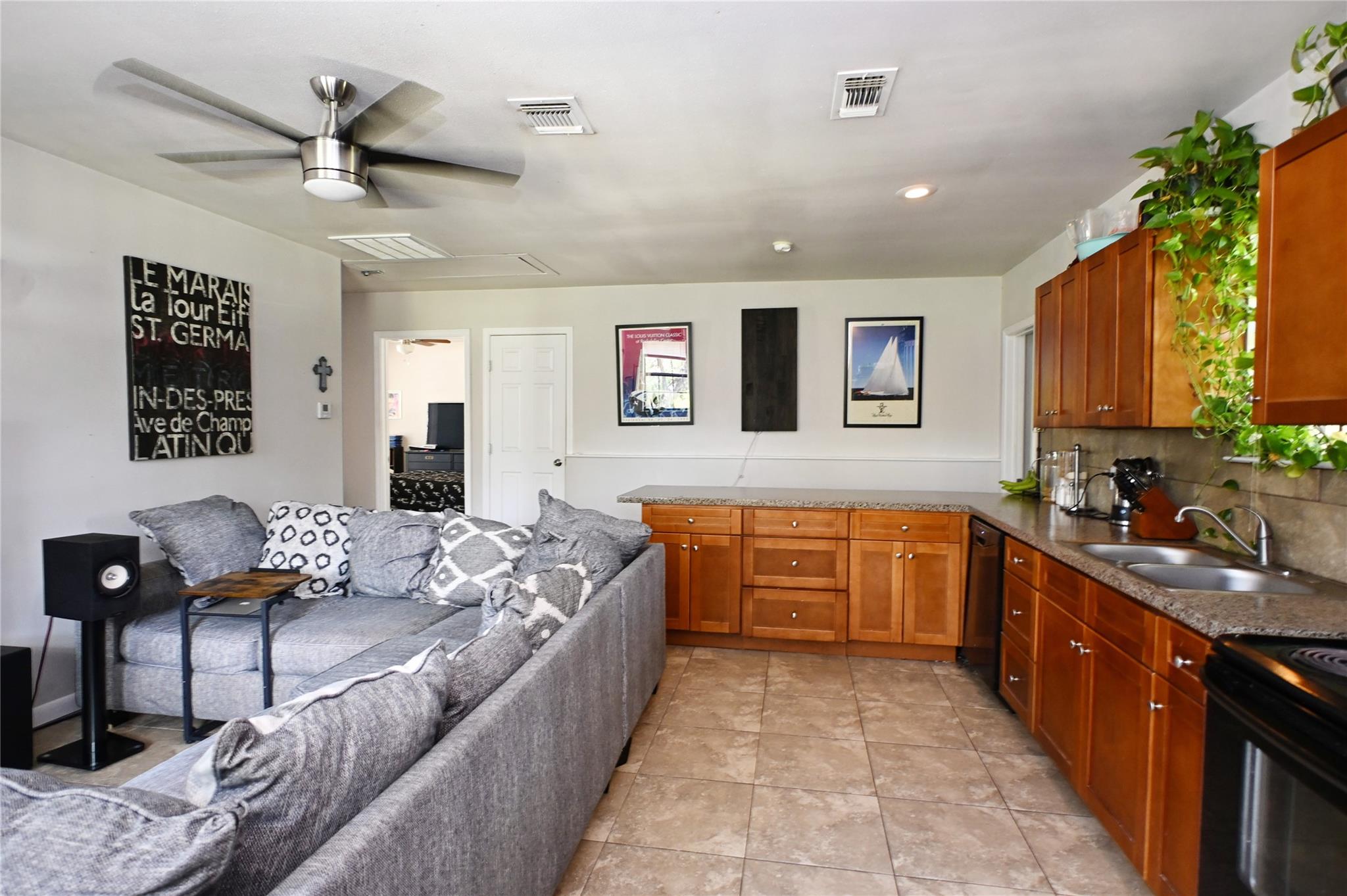 321 HIGH LOW DR DR