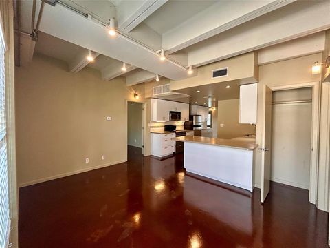 Photo of 2408 Leon ST #115, Austin, TX 78705 (MLS # 8200821)
