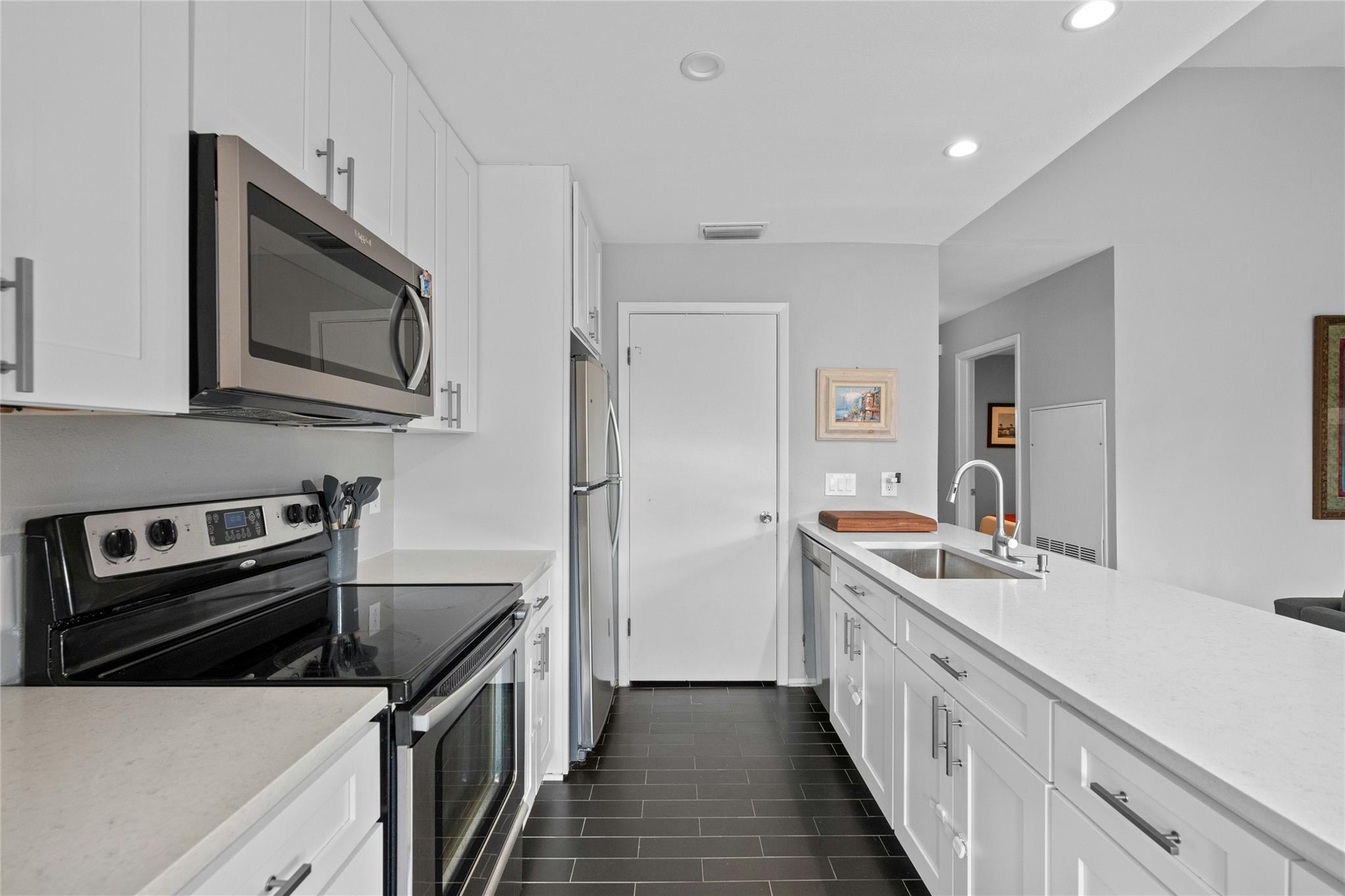 1406 Windsor RD 301
