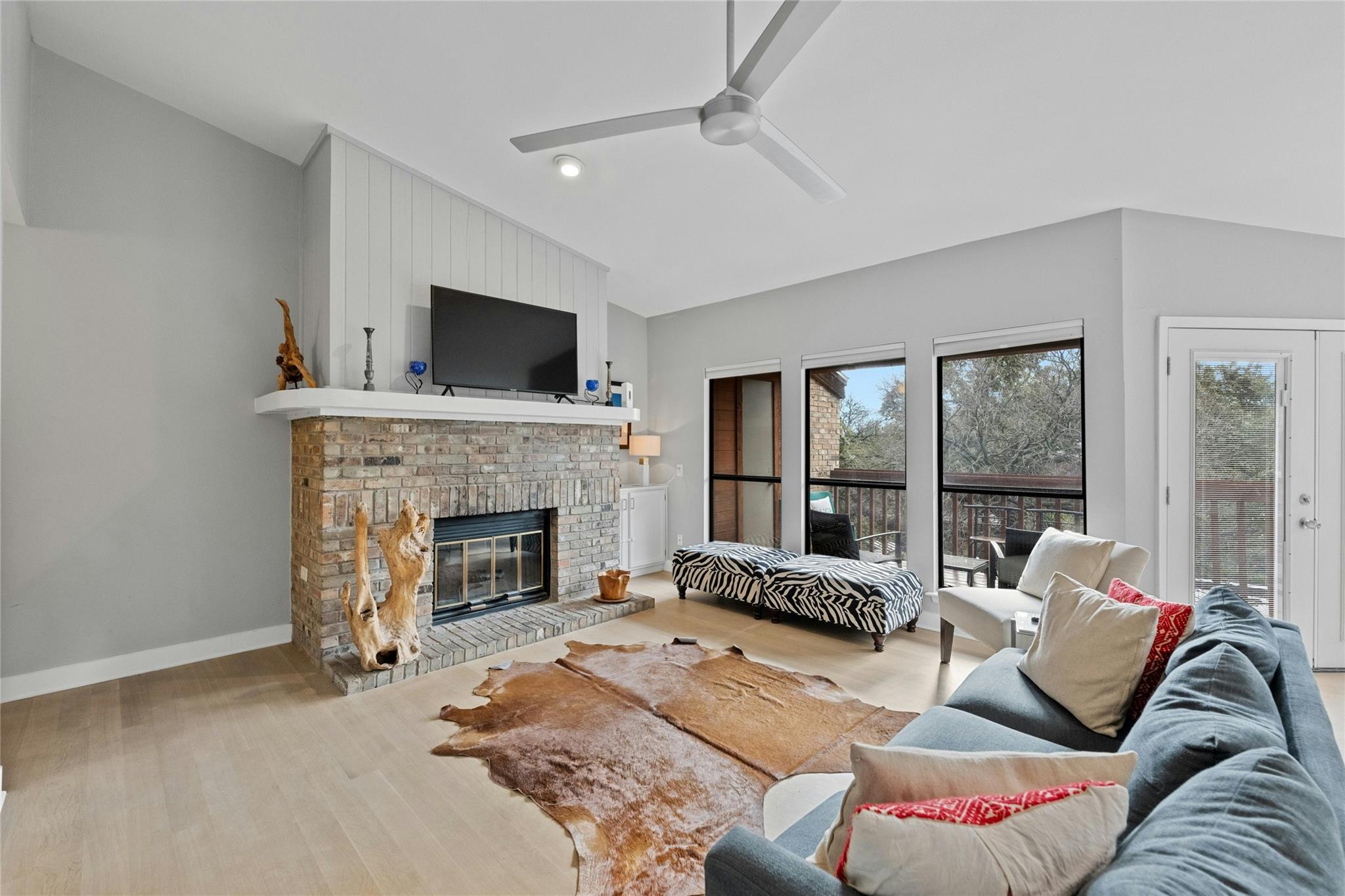 1406 Windsor RD 301