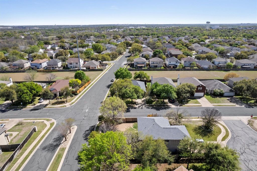 Photo of 1301 Sheltie LN, Round Rock, TX 78664 (MLS # 9713727)