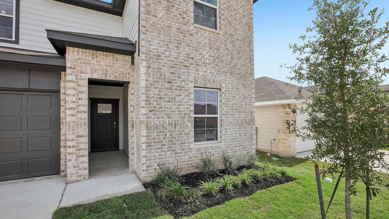151 Mustang Lake CIR