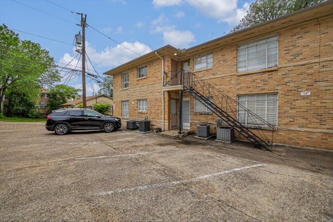 Tiny photo for 3309 Grooms ST #208, Austin, TX 78705 (MLS # 7121115)