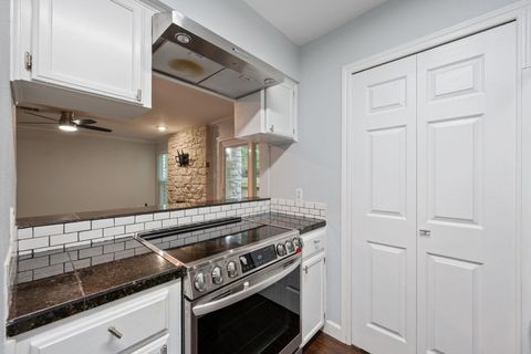 Tiny photo for 6727 Old Quarry LN, Austin, TX 78731 (MLS # 7987439)