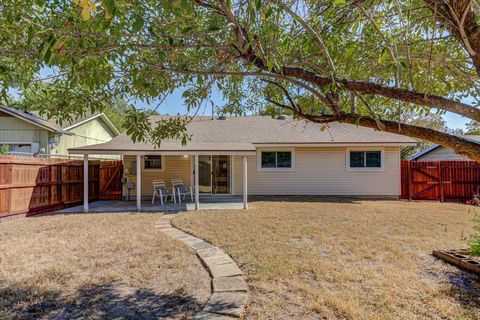 Tiny photo for 815 Hill Wood DR, Austin, TX 78745 (MLS # 1942189)