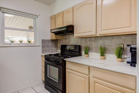 Tiny photo for 815 Hill Wood DR, Austin, TX 78745 (MLS # 1942189)